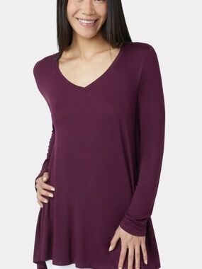 NWT Hue Women's Long-Sleeve V-Neck High-Low Pajama Top - Deep Burgundy - Size: S